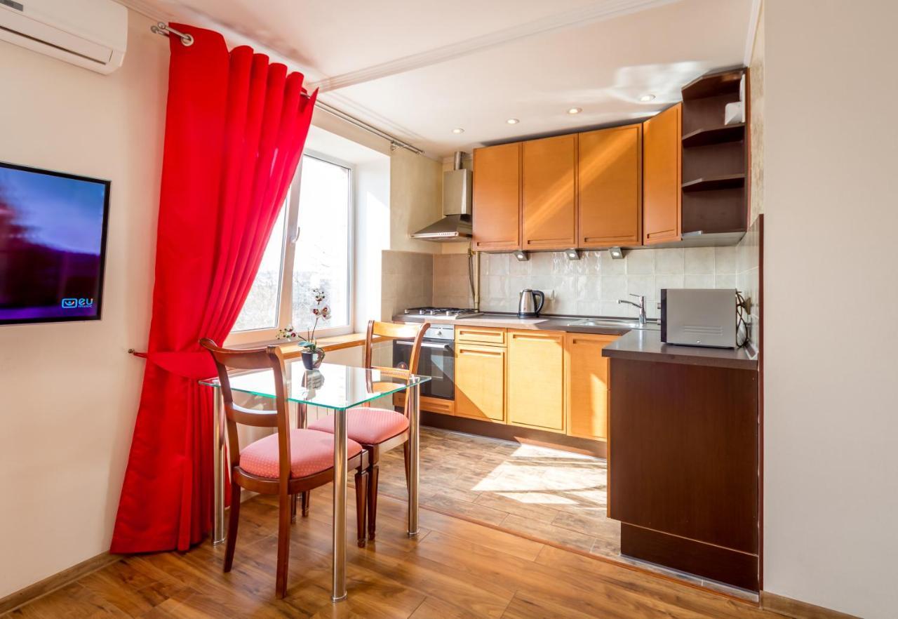 Apartments Near Parus Business Centre 基輔 外观 照片