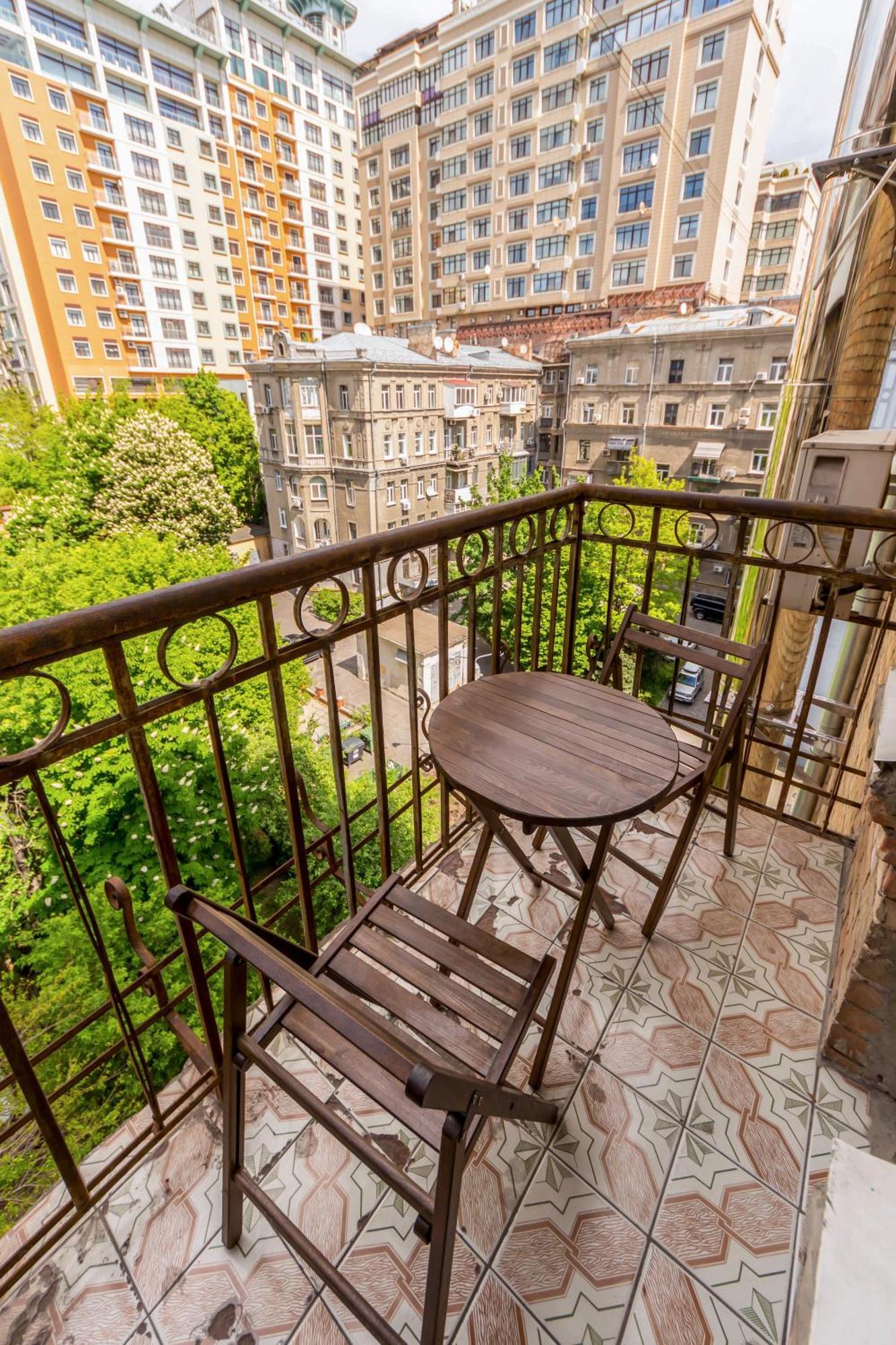 Apartments Near Parus Business Centre 基輔 外观 照片